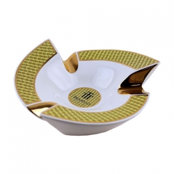 Cenicero-Trinidad-3h-02.jpg Cenicero-Trinidad-3h-02.jpg